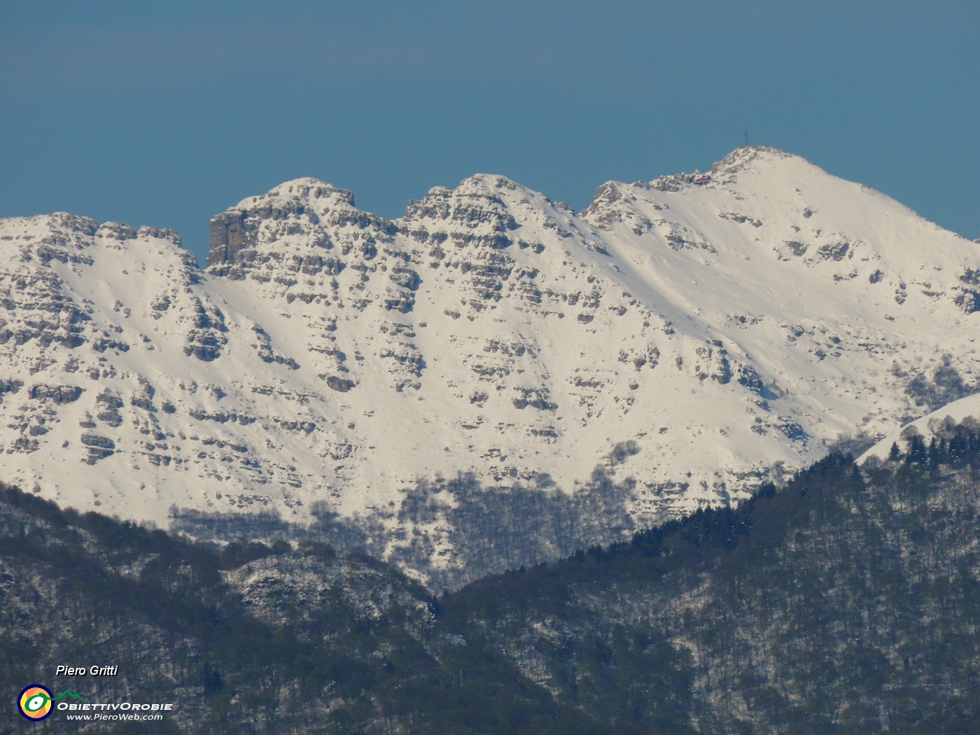 16 Maxi zoom sul Resegone innevato.JPG